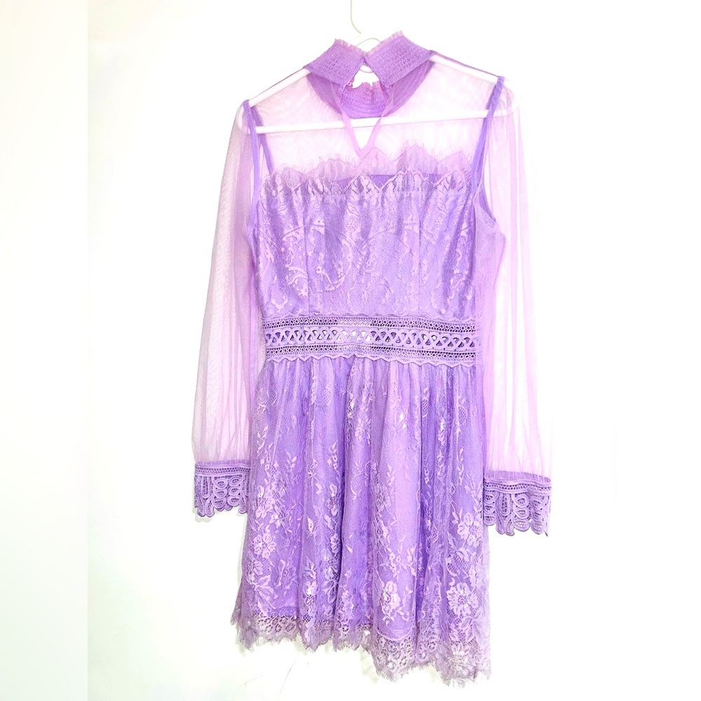 ENDLESS ROSE LONG SLEEVE LACE MINI DRESS SIZE MEDIUM - Picture 2 of 8